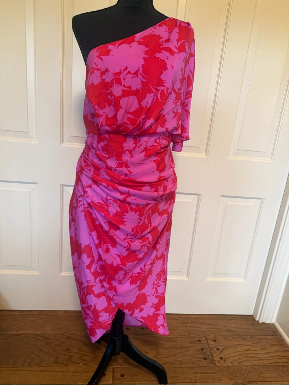 DO+BE One-Shoulder Pink and Red Floral Draped Dress - Picture 5 of 5
